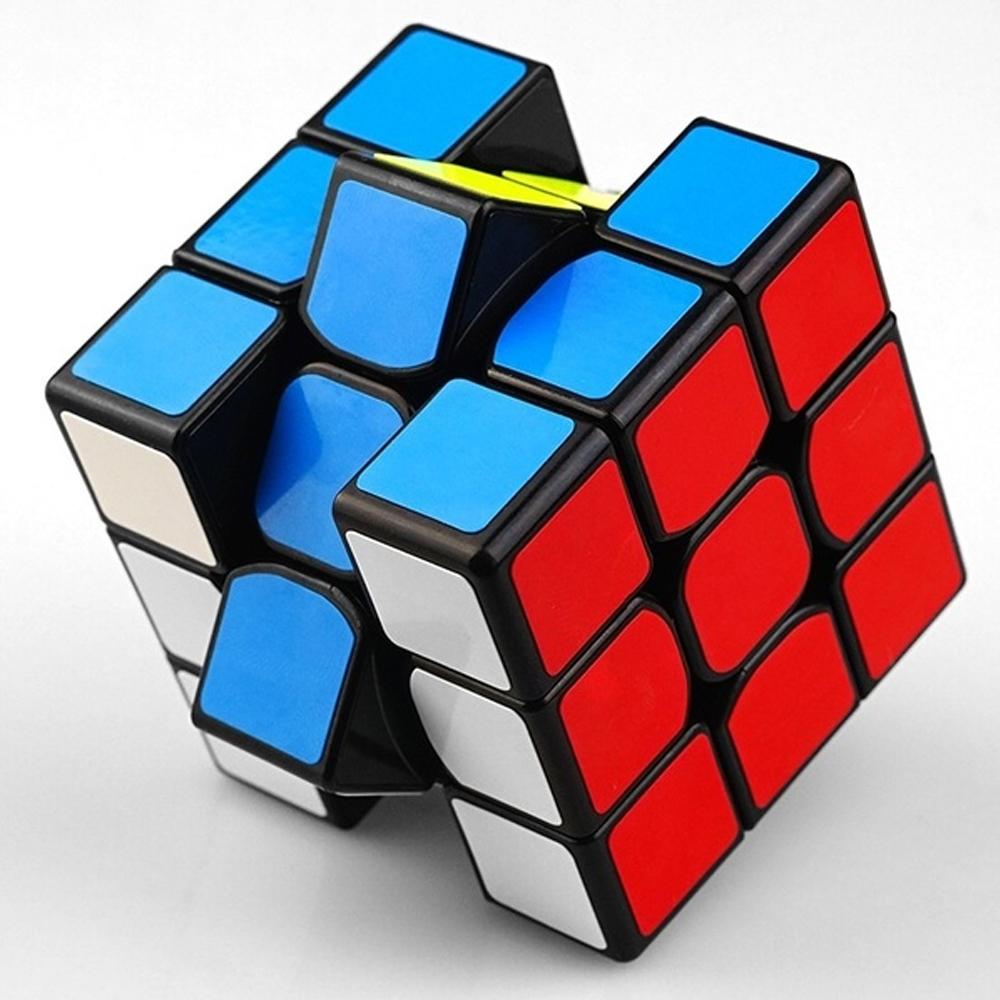 Rubik's cube 3x3x3 in multicolor Rubik's cube 3x3x3 in multicolor